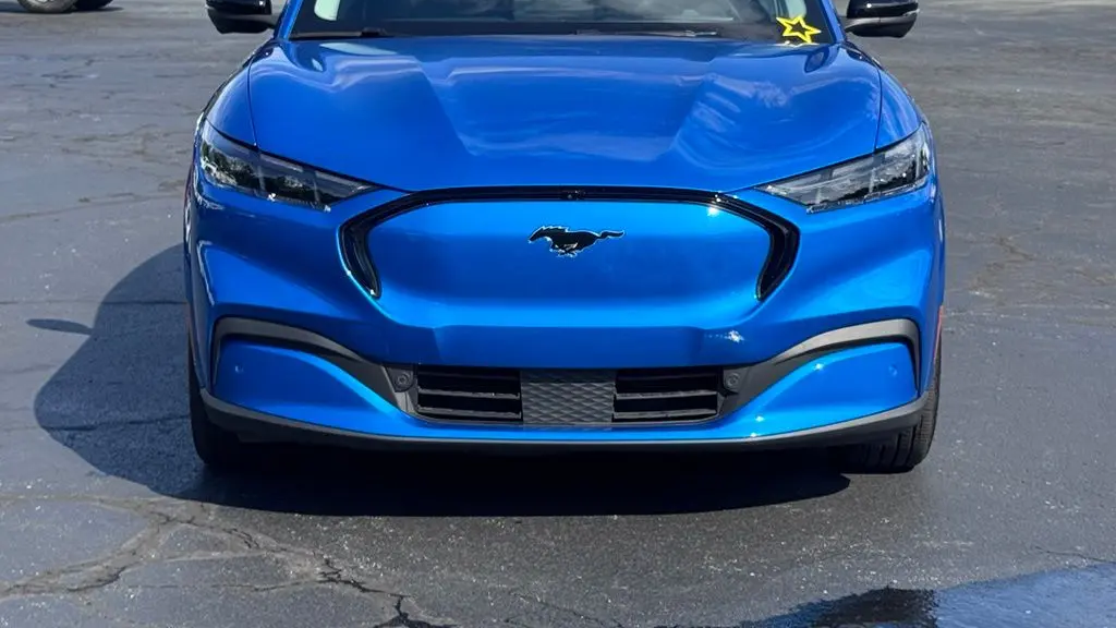 2025 Ford Mustang Mach-E Premium