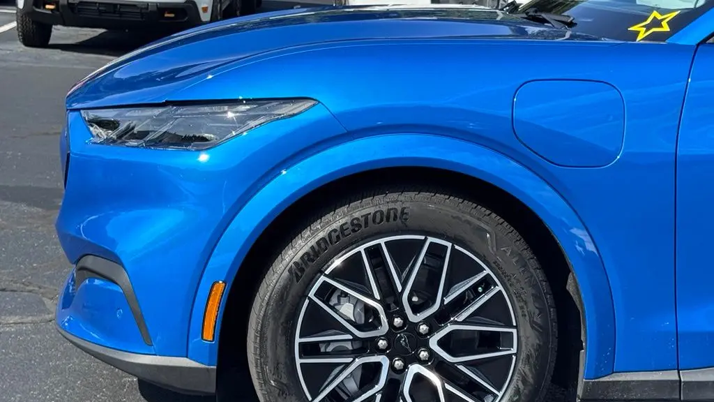 2025 Ford Mustang Mach-E Premium
