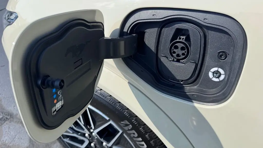2025 Ford Mustang Mach-E Premium