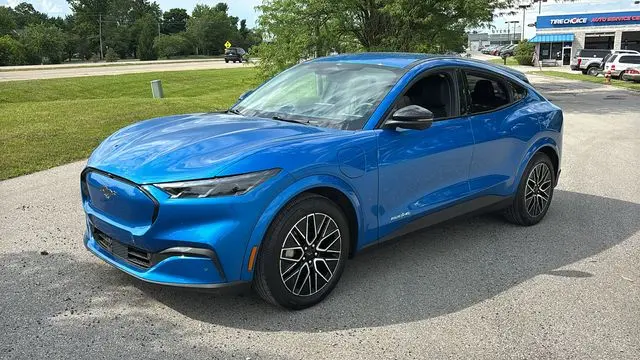 2025 Ford Mustang Mach-E Premium