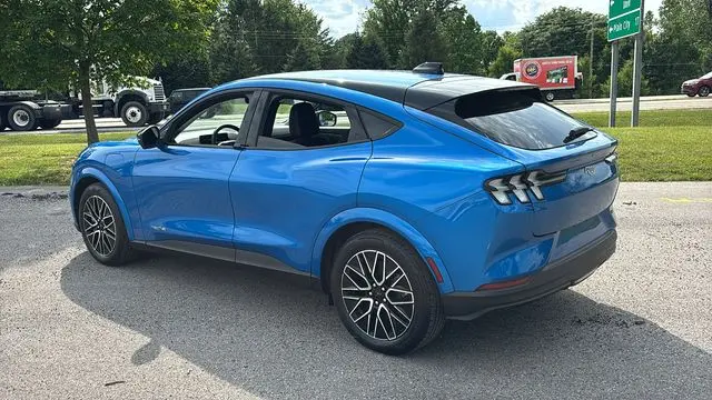 2025 Ford Mustang Mach-E Premium