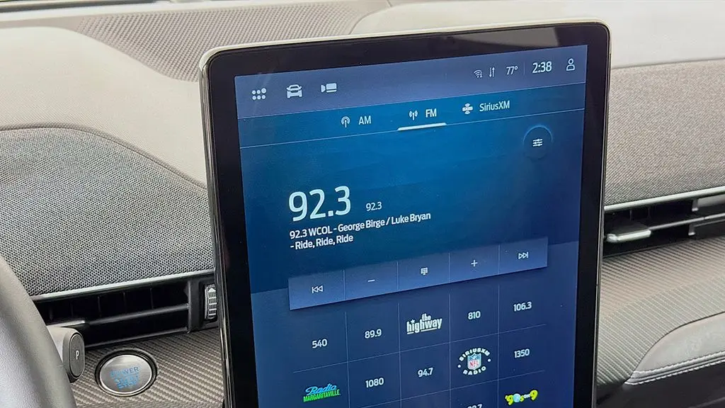 2025 Ford Mustang Mach-E Premium