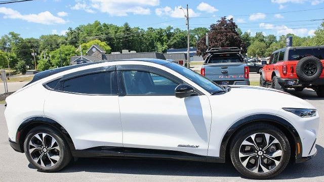 2021 Ford Mustang Mach-E Premium
