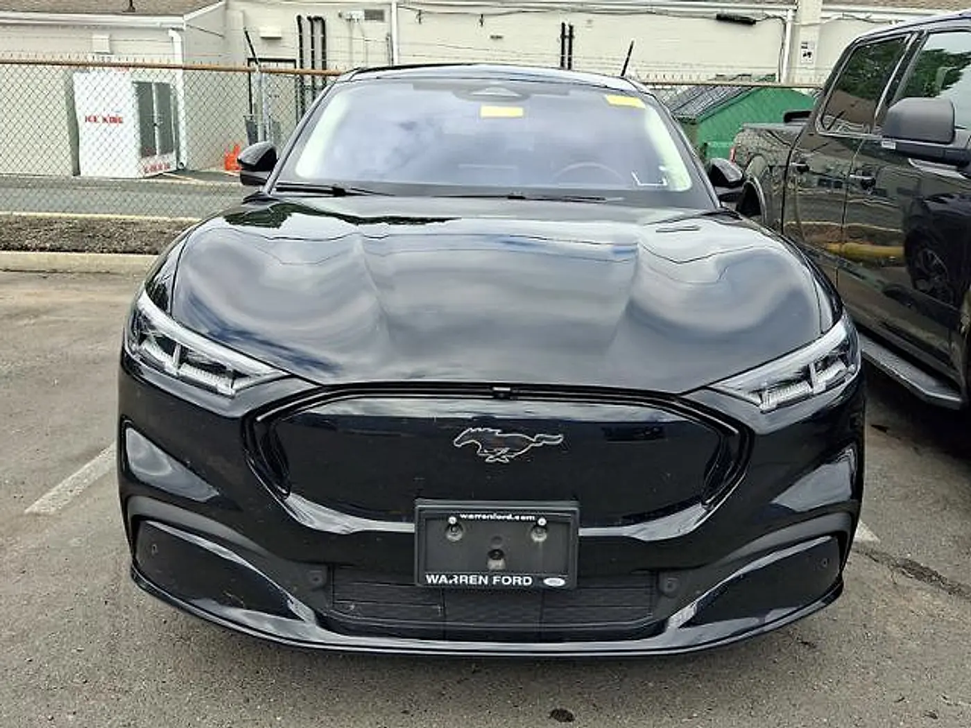 2023 Ford Mustang - $31,998