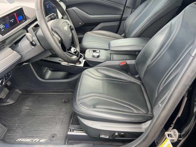 2023 Ford Mustang - $29,000