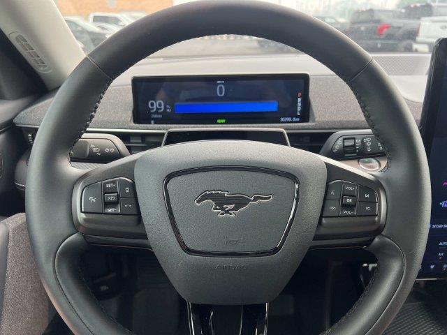2023 Ford Mustang - $29,000