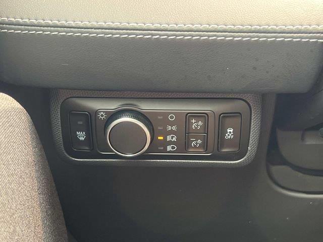 2023 Ford Mustang - $29,000