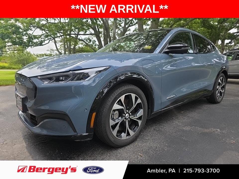2023 Ford Mustang - $30,885