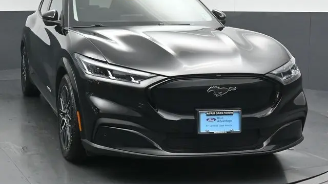 2025 Ford Mustang Mach-E Premium
