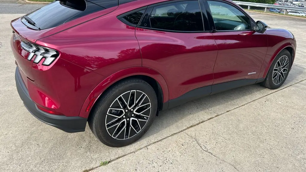2025 Ford Mustang Mach-E Premium