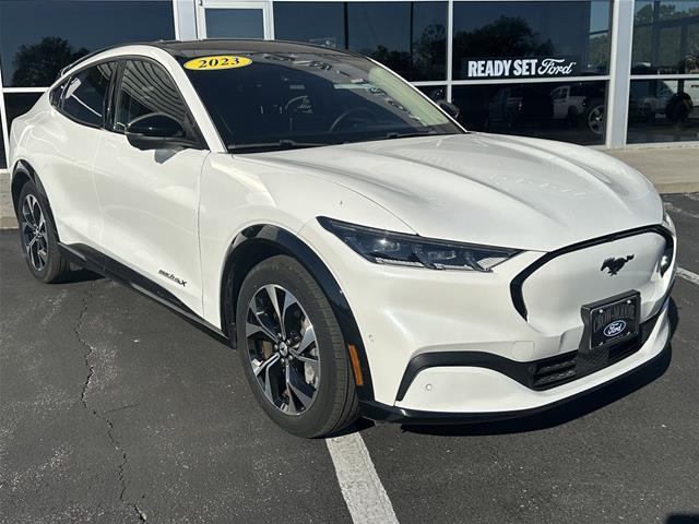 2023 Ford Mustang - $31,998