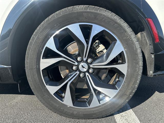 2023 Ford Mustang - $31,998