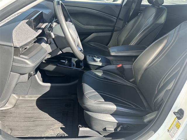 2023 Ford Mustang - $31,998
