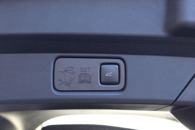 2023 Ford Mustang - $27,190