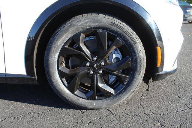2023 Ford Mustang - $27,190