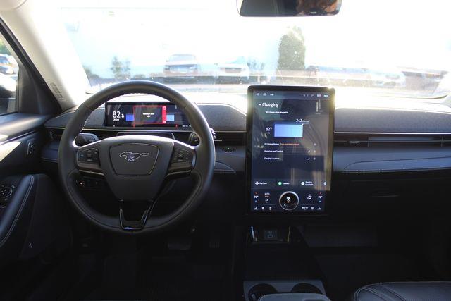 2023 Ford Mustang - $27,190