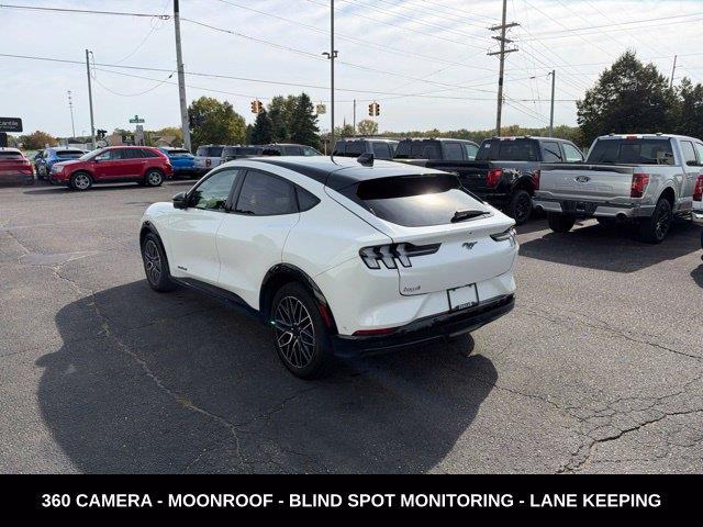 2024 Ford Mustang - $32,995