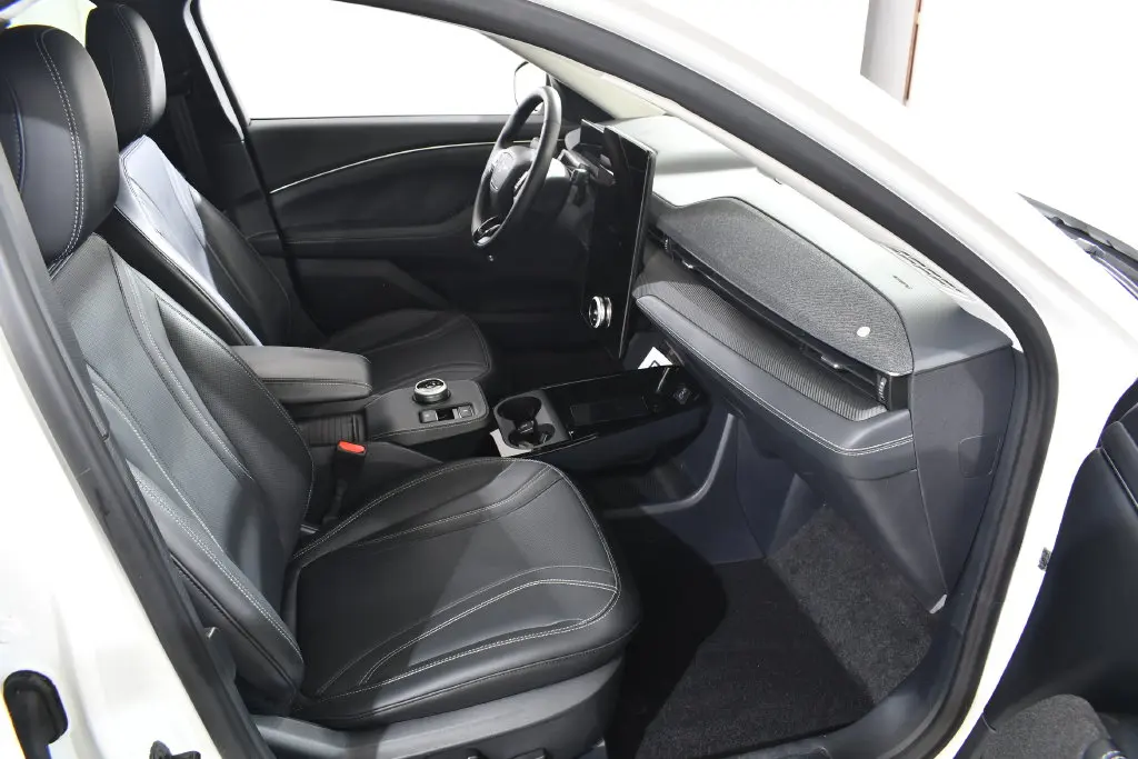 2024 Ford Mustang - $31,155