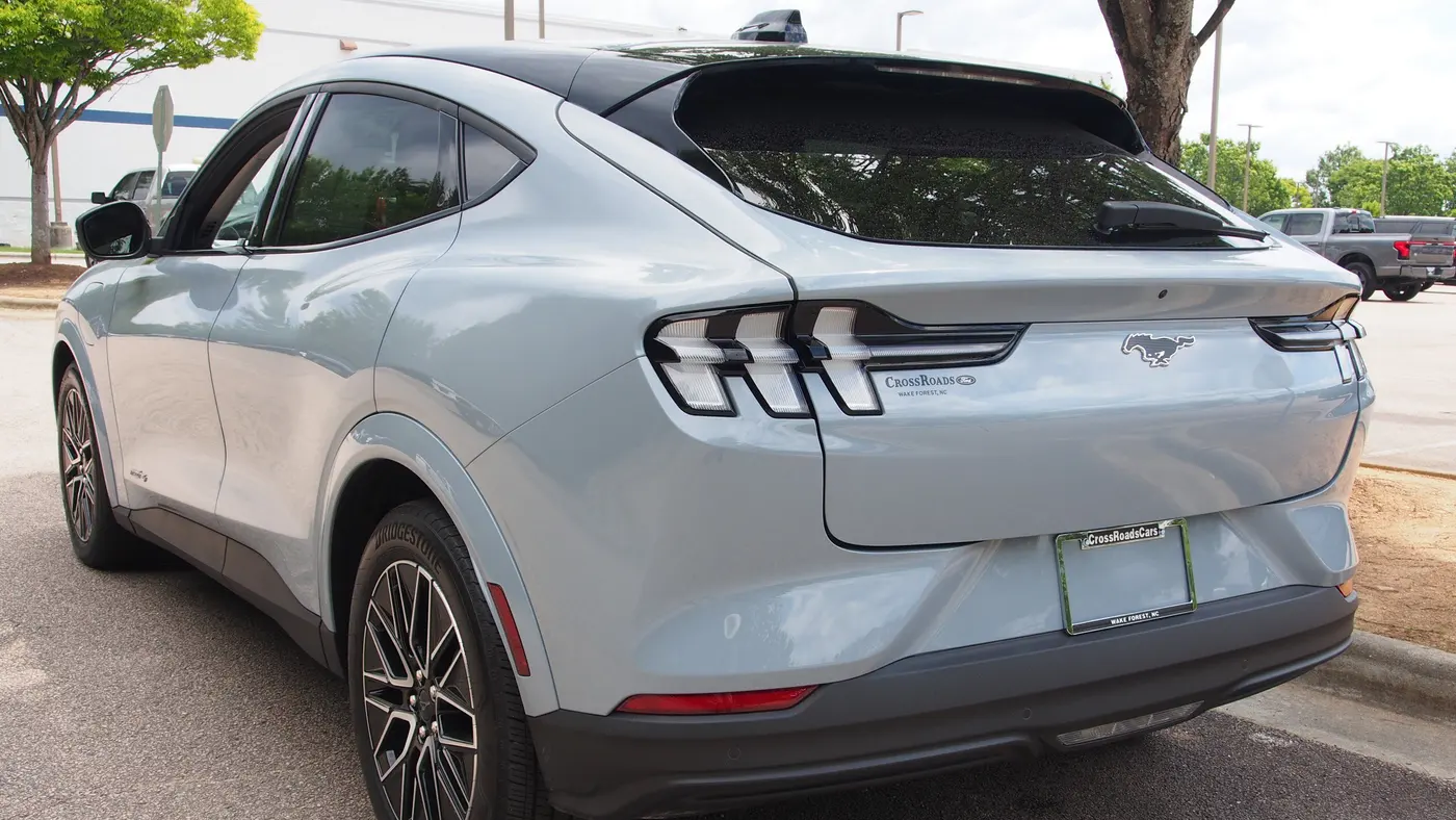 2025 Ford Mustang Mach-E Premium