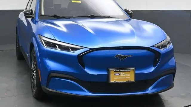 2025 Ford Mustang Mach-E Premium