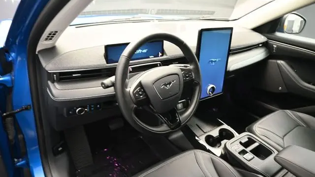 2025 Ford Mustang Mach-E Premium