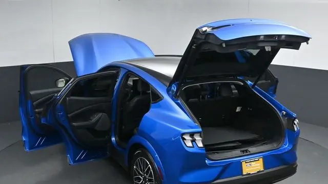 2025 Ford Mustang Mach-E Premium