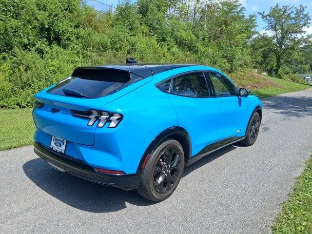 2023 Ford Mustang - $28,995
