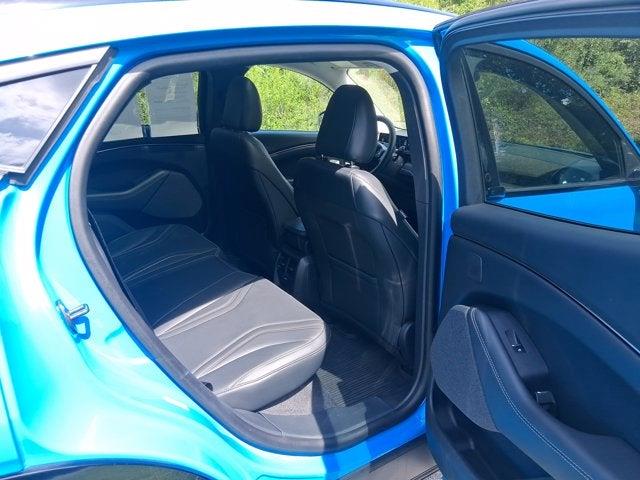 2023 Ford Mustang - $28,995