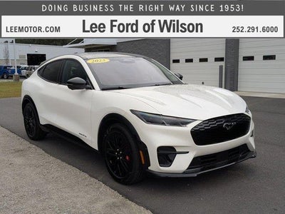 2025 Ford Mustang MACH-E AWD Premium 4DR SUV