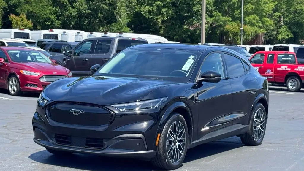 2025 Ford Mustang Mach-E Premium