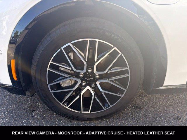 2024 Ford Mustang - $32,995