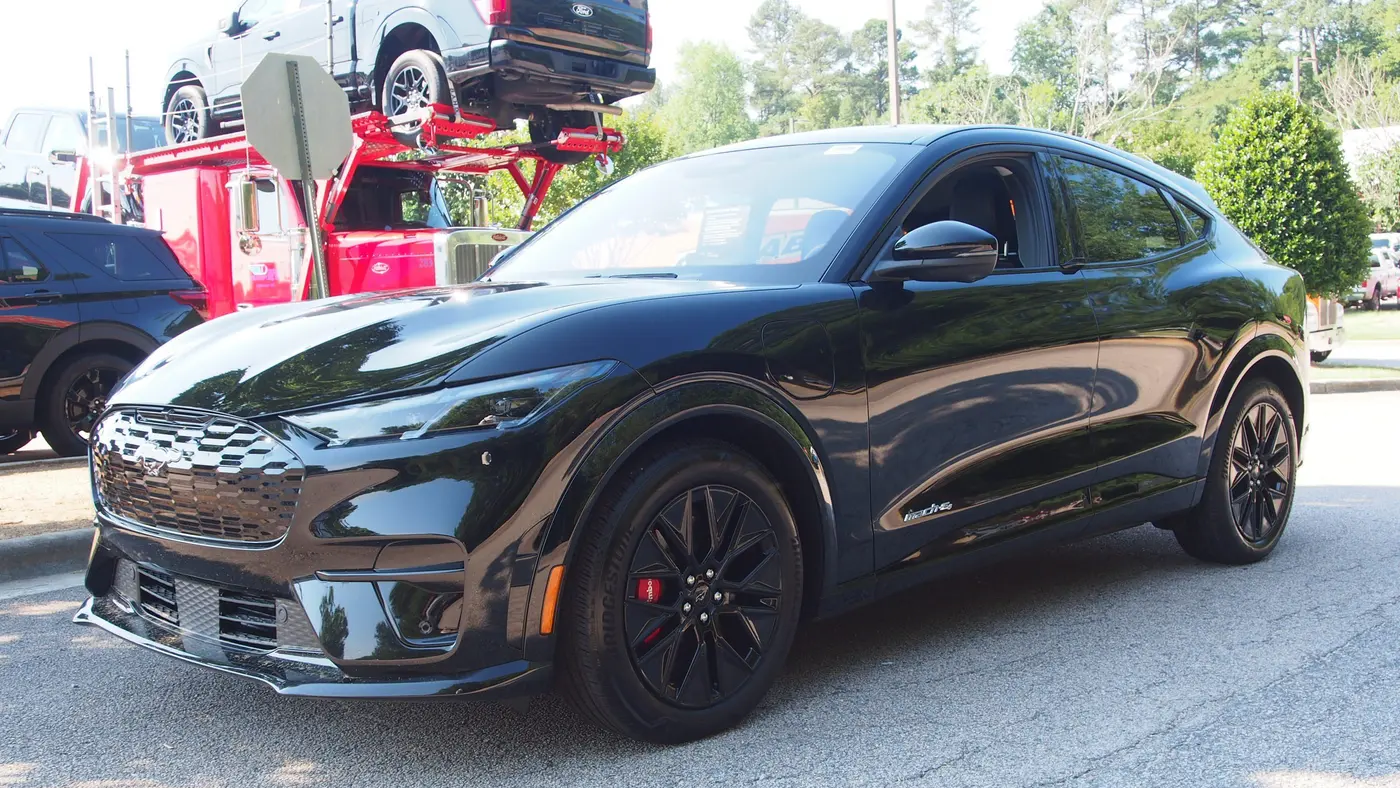 2025 Ford Mustang Mach-E Premium