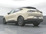2025 Mustang Mach-E Thumbnail 38