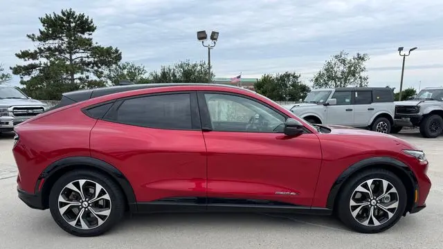 2021 Ford Mustang Mach-E Premium