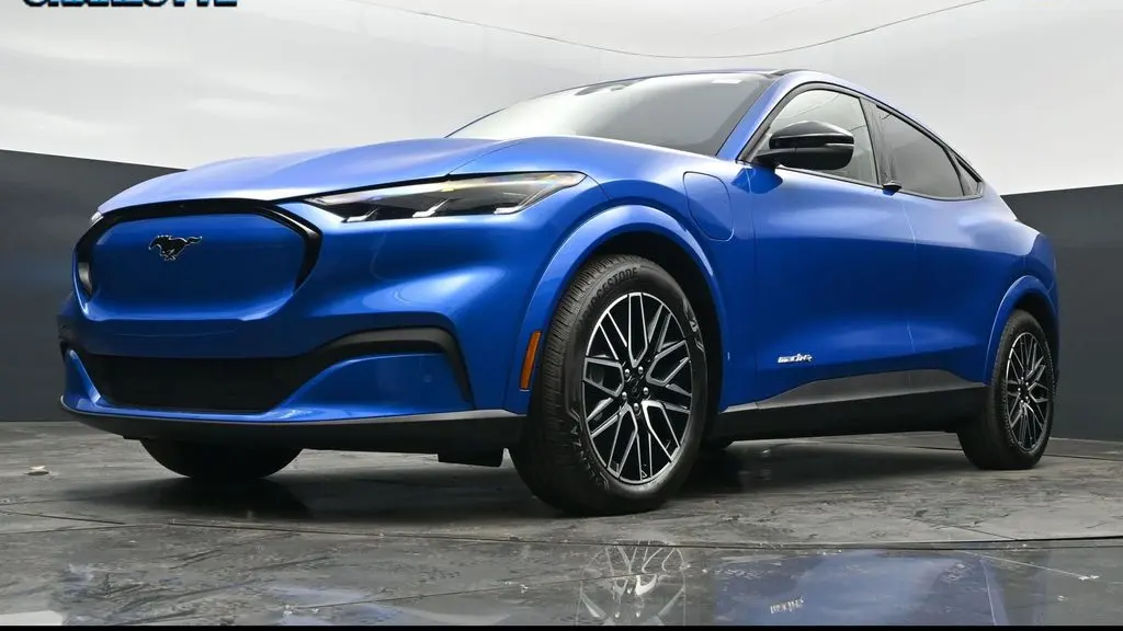 2025 Ford Mustang Mach-E Premium