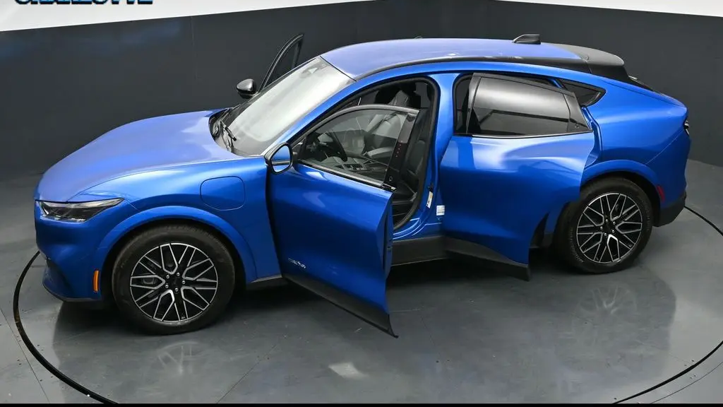 2025 Ford Mustang Mach-E Premium