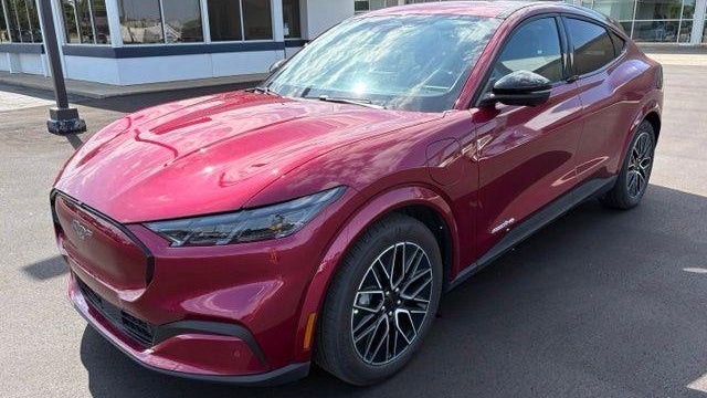 2025 Ford Mustang Mach-E Premium