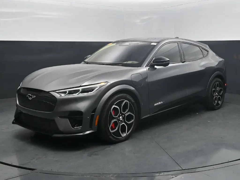 2023 Ford Mustang - $32,898