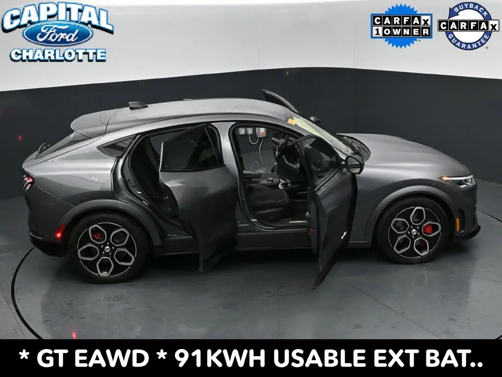 2023 Ford Mustang - $32,898