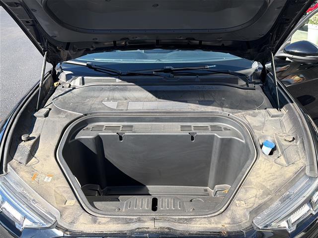 2023 Ford Mustang - $32,400