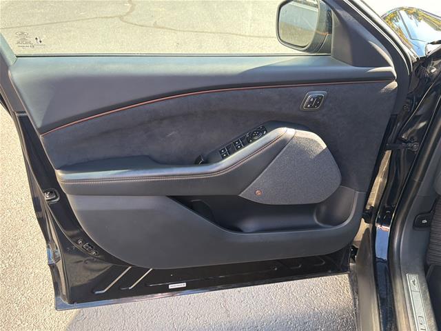 2023 Ford Mustang - $32,400