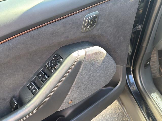 2023 Ford Mustang - $32,400