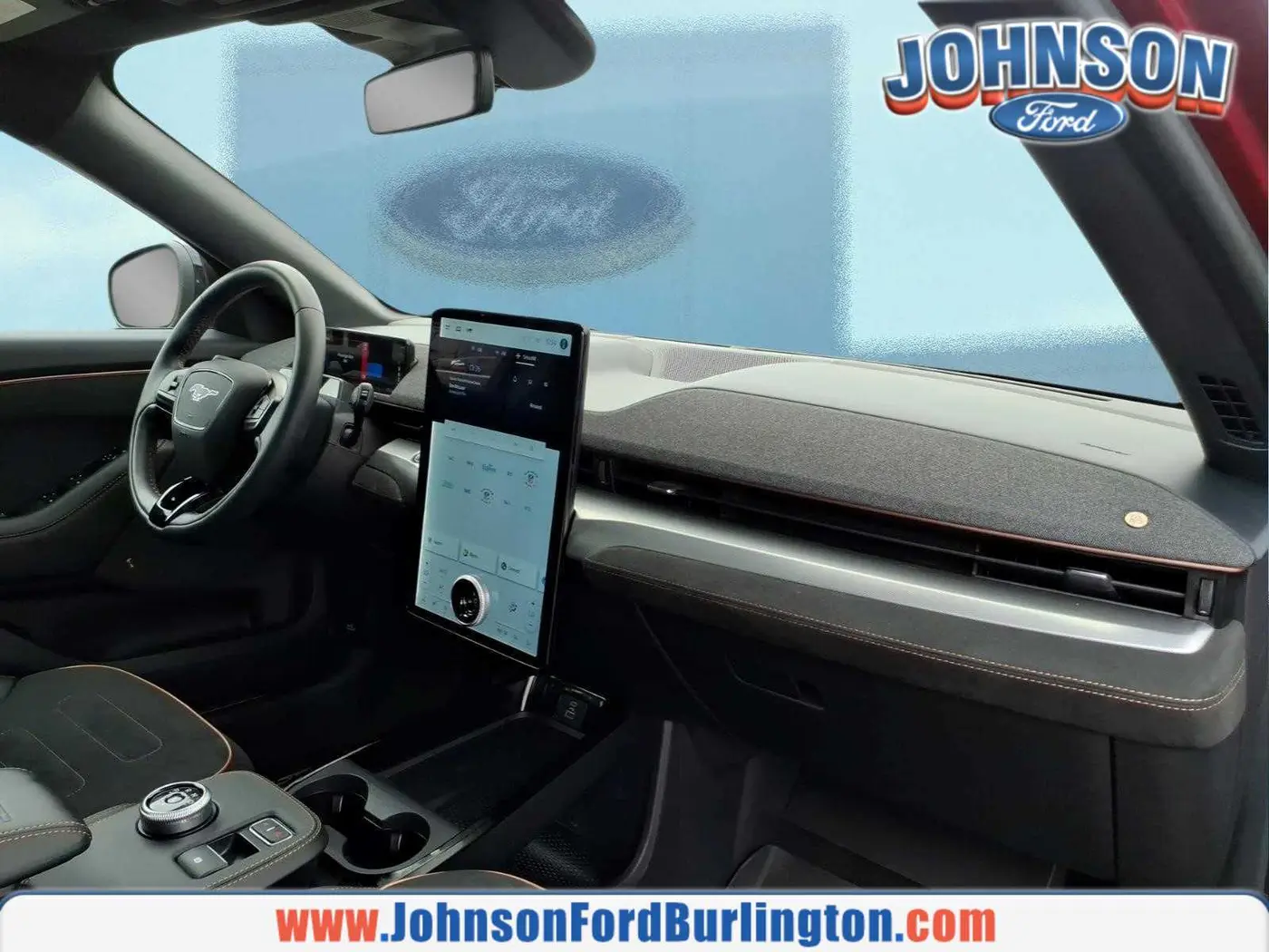 2023 Ford Mustang - $35,988