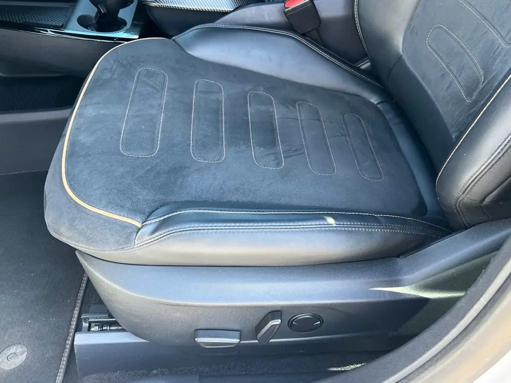 2023 Ford Mustang - $35,750