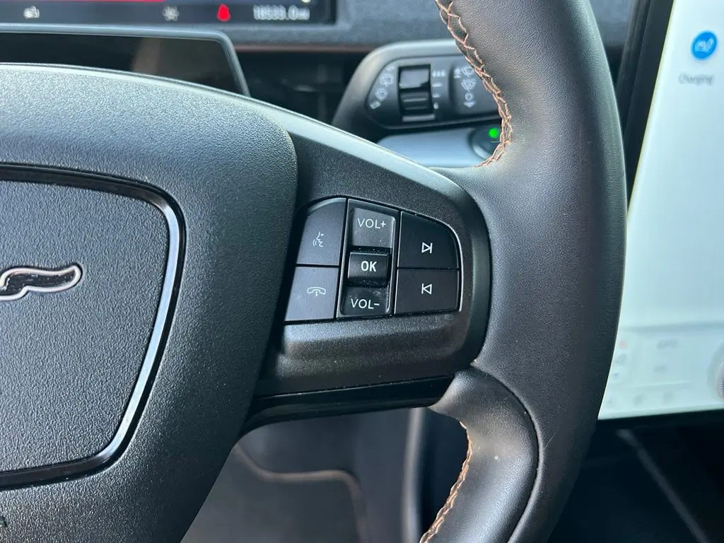2023 Ford Mustang - $35,750