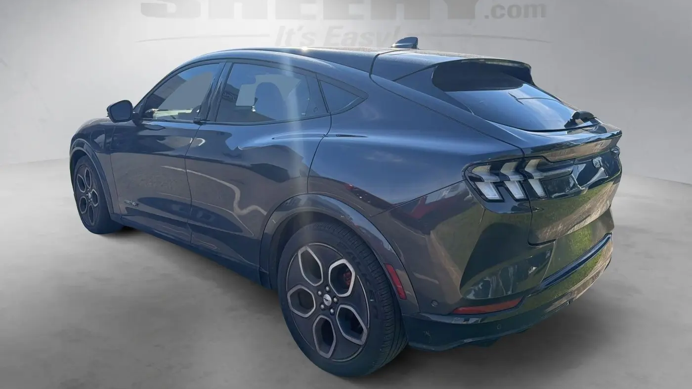 2021 Ford Mustang Mach-E GT
