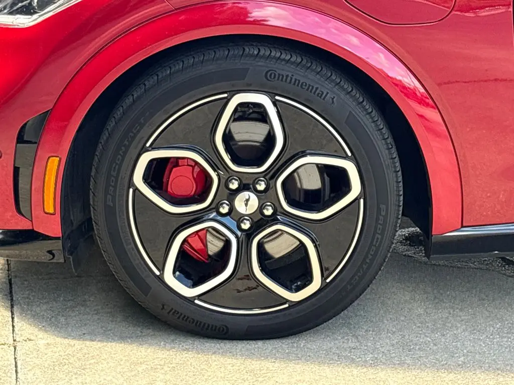 2023 Ford Mustang - $34,500