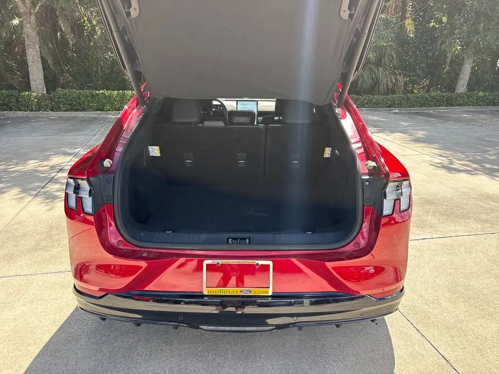 2023 Ford Mustang - $34,500