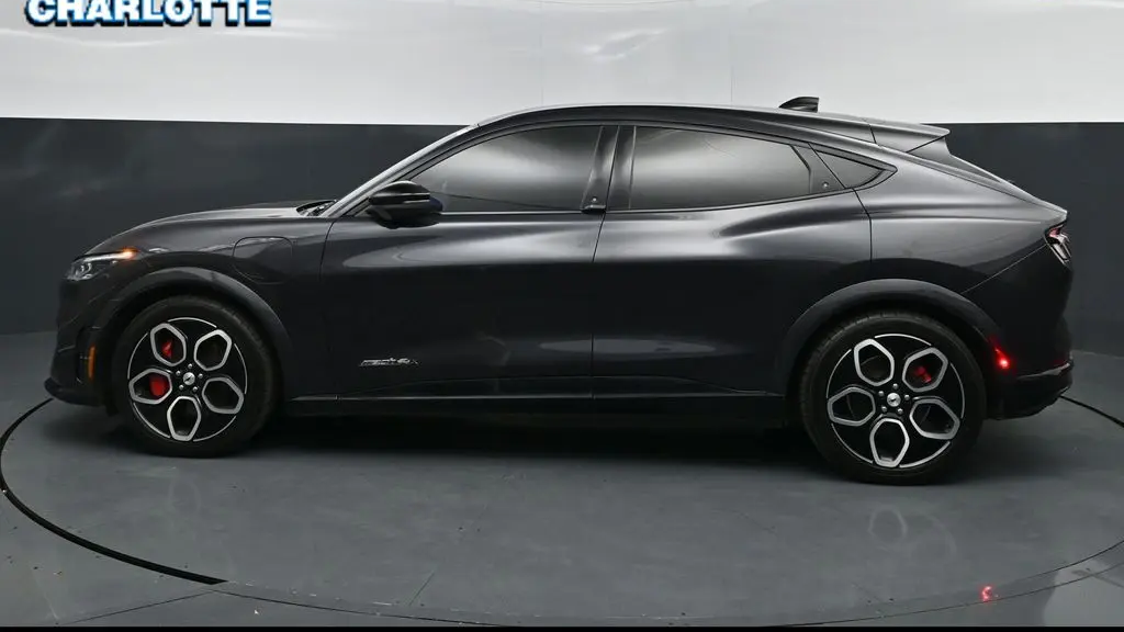 2022 Ford Mustang Mach-E GT