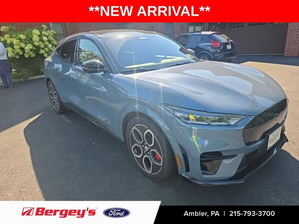 2023 Ford Mustang - $37,485